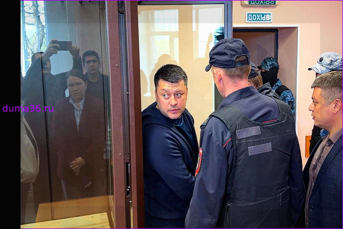 Адвокат заявил о повторном заборе образцов волос у арестованного мэра Уфы