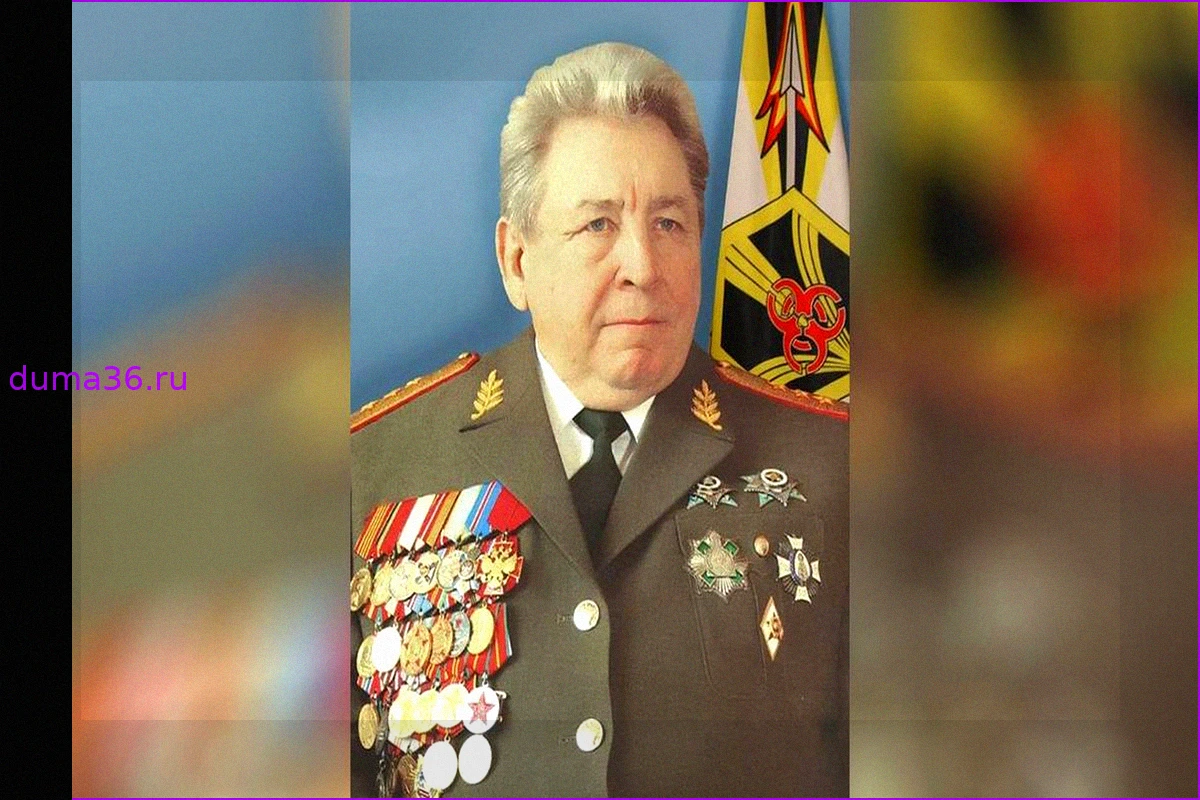 Скончался выдающийся советский генерал Станислав Петров