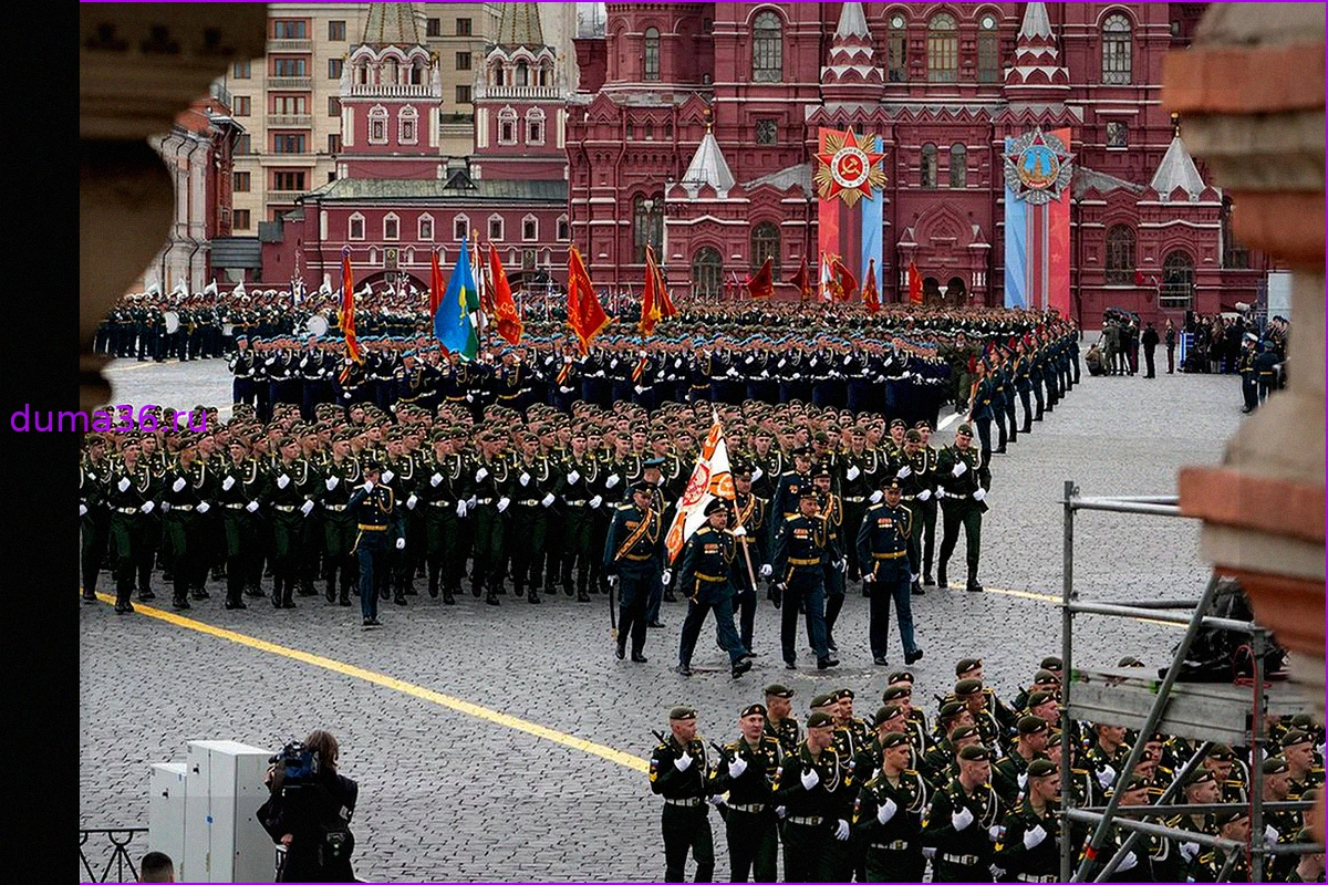 Президент на Параде Победы и торжественном приеме в Кремле