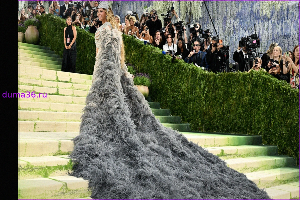 Голосование за лучший образ: Кто был самым стильным на Met Gala?