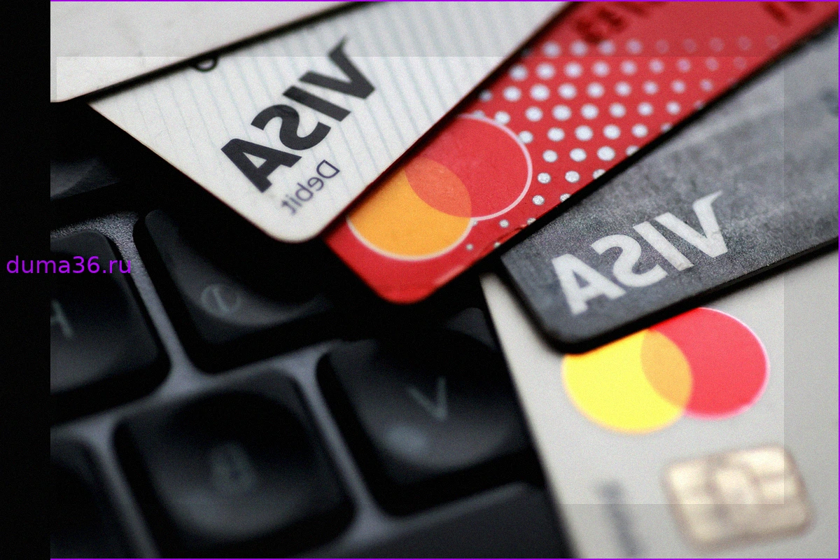 Россиян предупредили о сбоях в работе Visa и Mastercard
