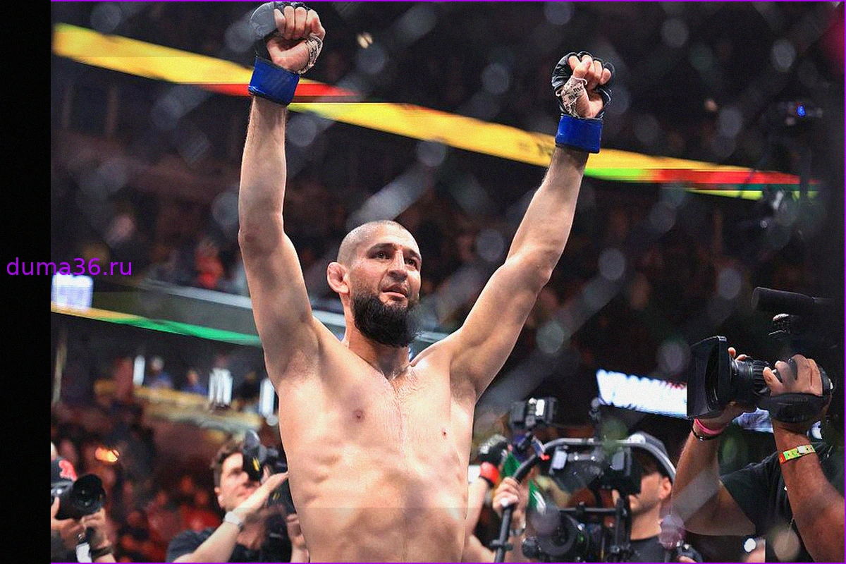 Инцидент перед чемпионским боем UFC: Чимаев пнул соперника во время дуэли взглядов