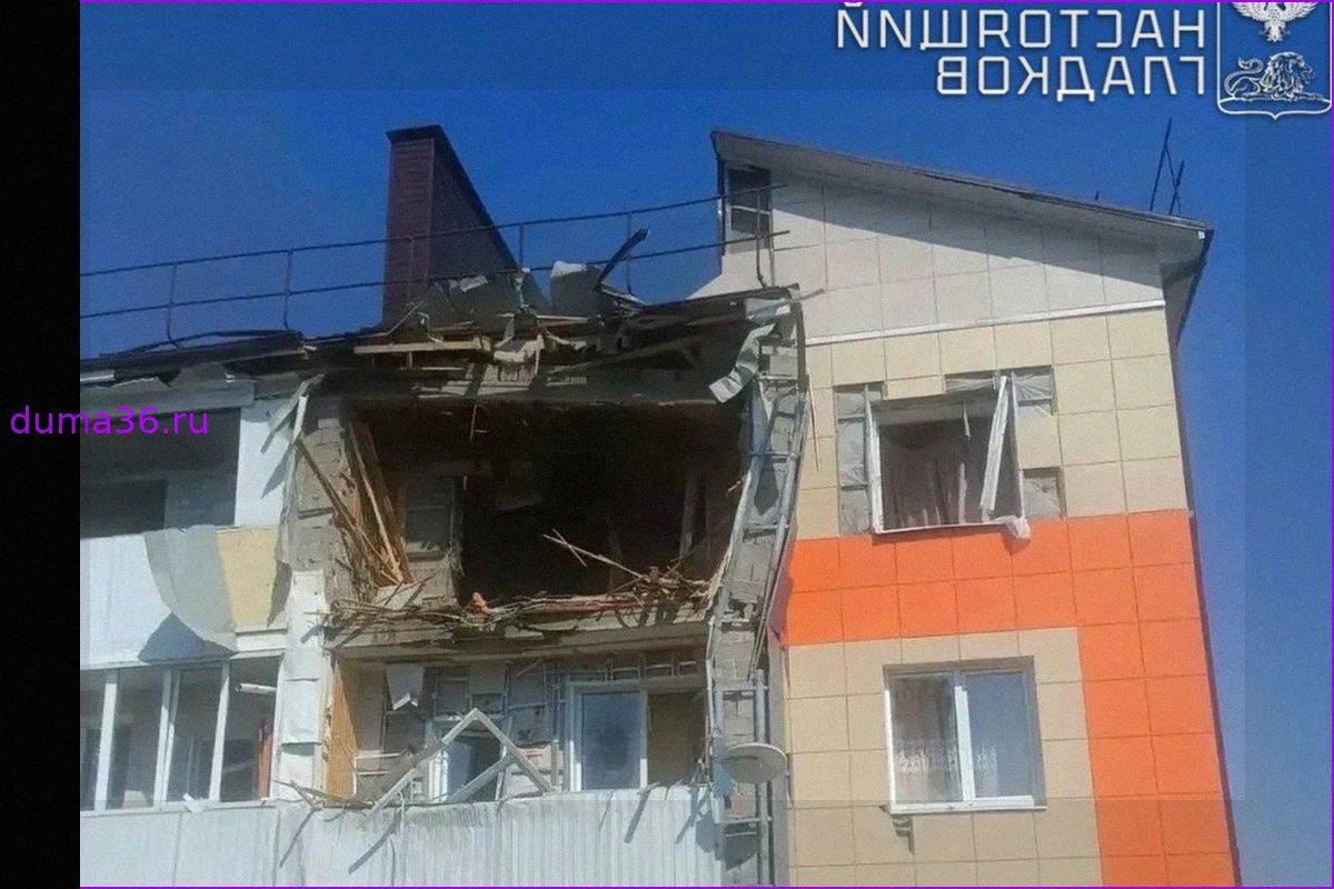 Удары украинских дронов по Шебекино: поврежден многоквартирный дом и объекты в Белгородской области