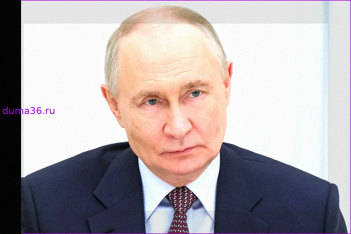 Отец Владимира Путина включен в виртуальный "Бессмертный полк": детали от Кремля и планы на будущие акции