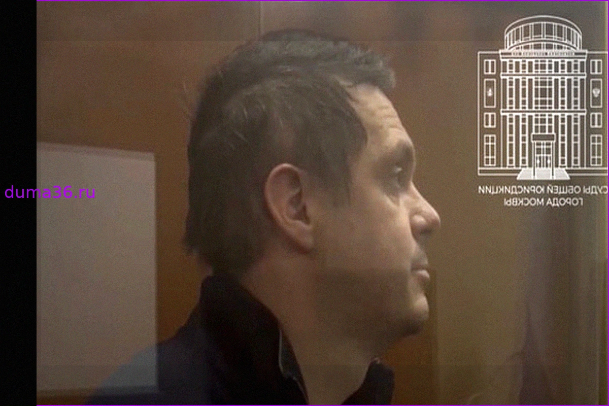 Суд оставил под стражей бывших топ-менеджеров Fesco по делу о хищении
