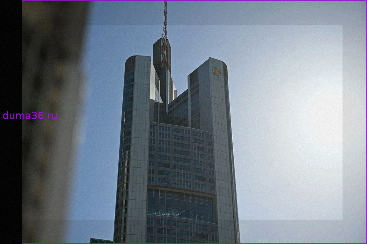 Деловой обзор: Коалиция, возможно, обдумывает увеличение доли в Commerzbank
