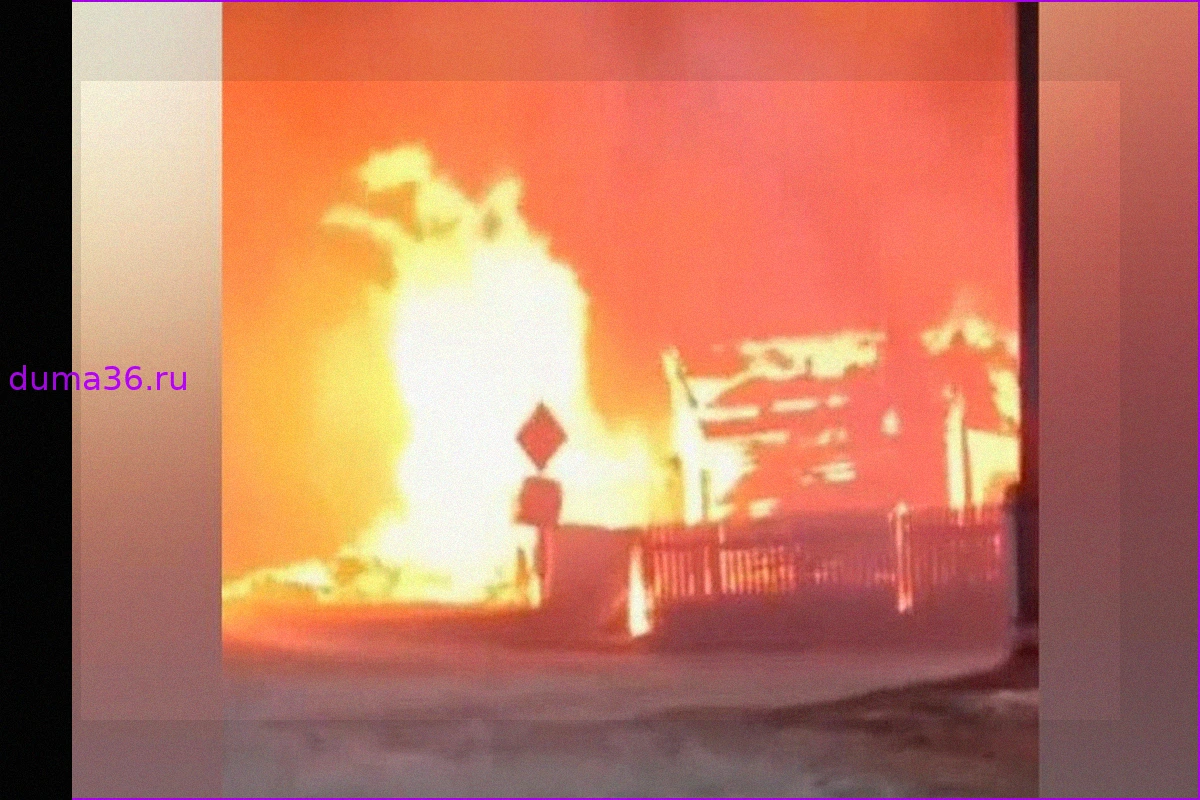 Пожар в селе в Томской области повредил 16 домов